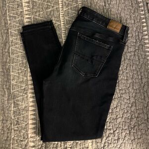 American Eagle Hi-Rise Skinny Jegging, size 12